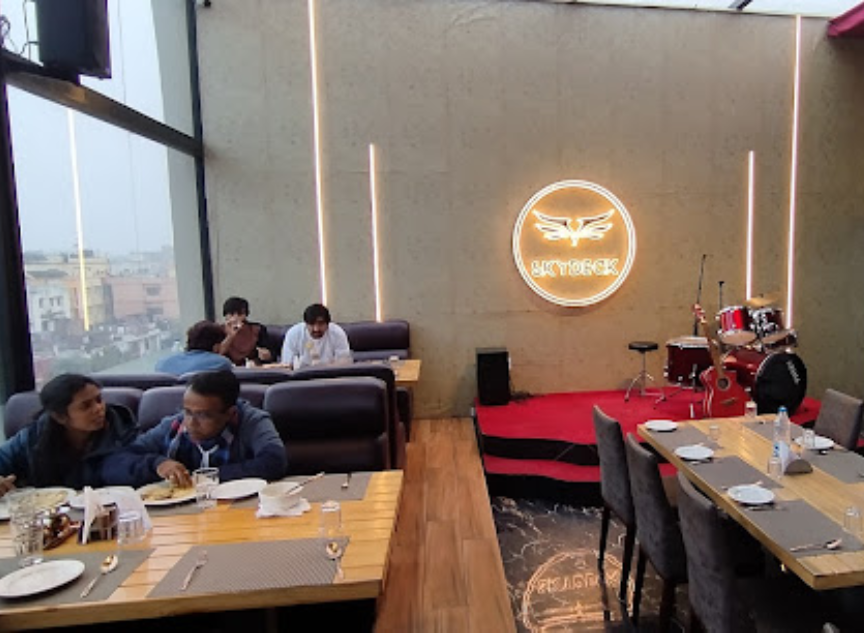 best-rooftop-restaurant-in-patna-food-img