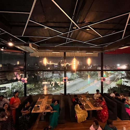 Rooftop Dining